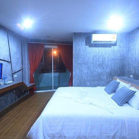 Punfun Apartment Nakhon Si Thammarat Exterior photo